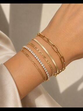 Victoria Emerson Gold Layered Chain Bracelet